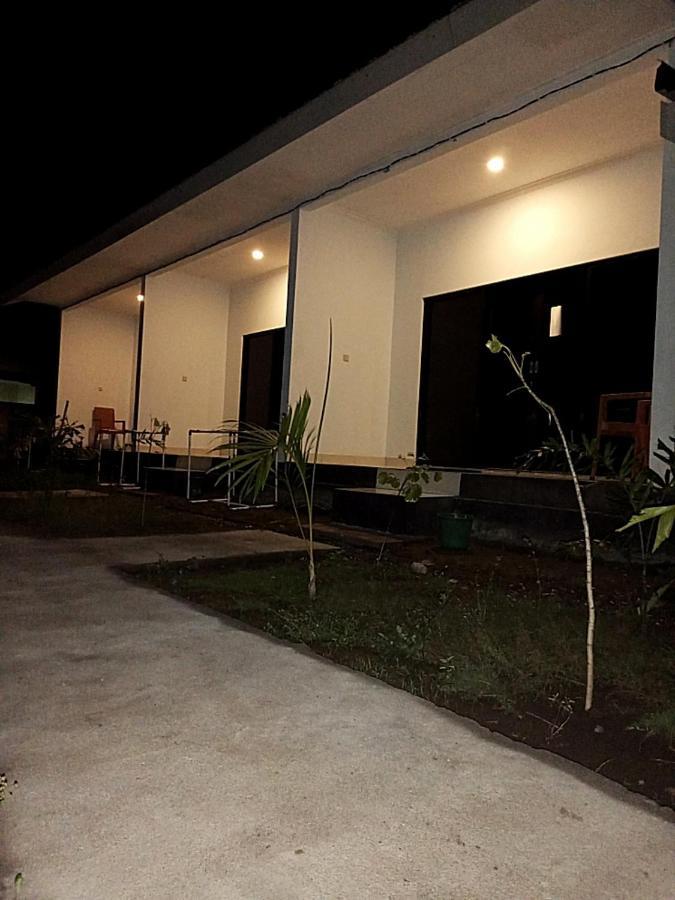 Simpang Hostel Kuta  Bagian luar foto